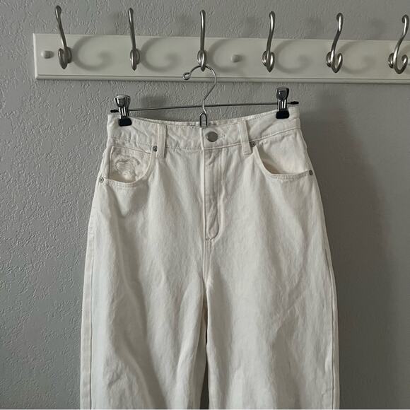 Abrand A '94 High & Wide Distressed Jeans in White Wash - Picture 3 of 8